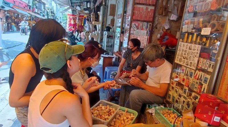 Nghề khắc dấu phố cổ