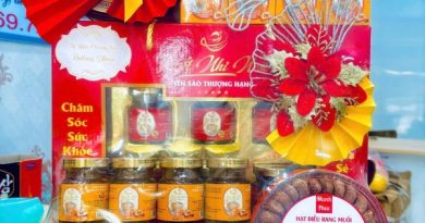 giỏ quà tết màu vàng