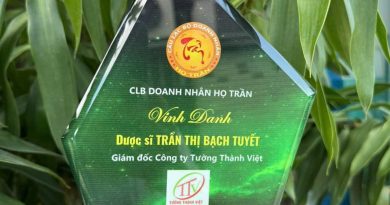 kỷ niệm chương pha lê giá rẻ