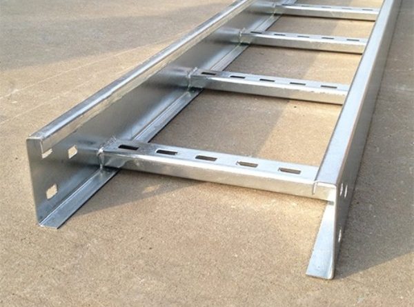 thang cáp mạ kẽm nhúng nóng